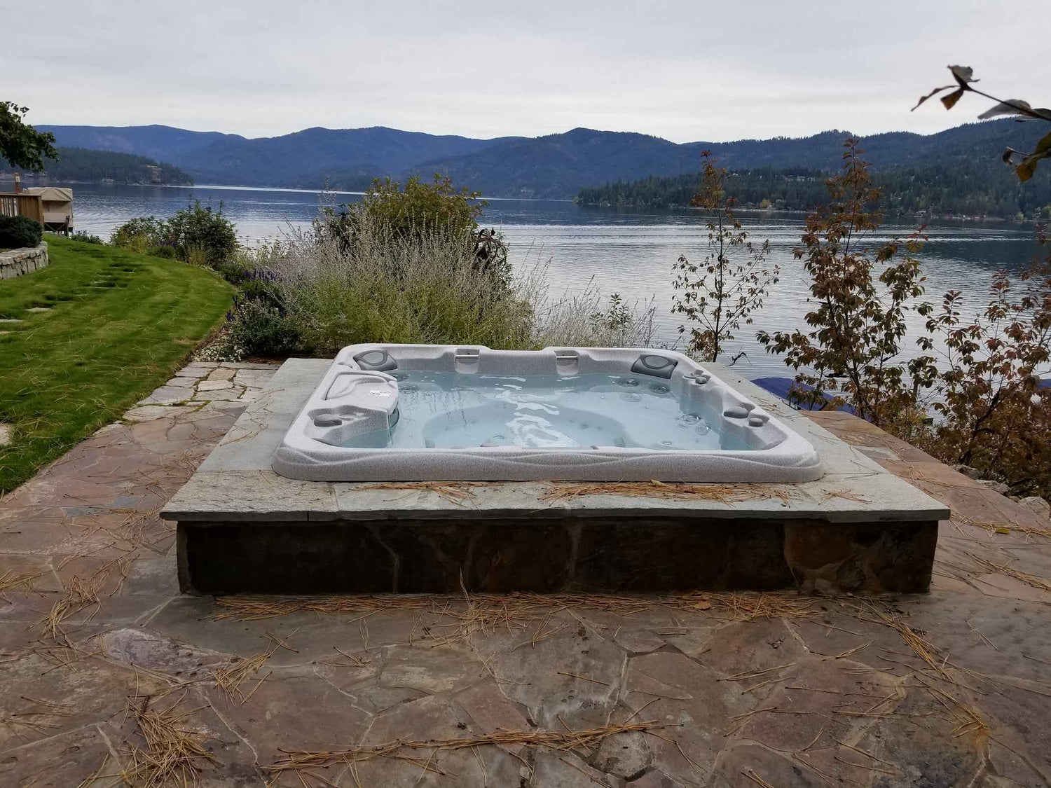 El Dorado 5-Person Hot Tub – Deep Comfort, Full-Body Hydrotherapy