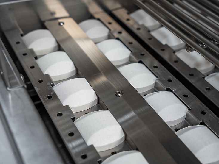 KoKoMo St. John 7'6" Outdoor Kitchen Island – Built-In 32" Grill + Bar Seating