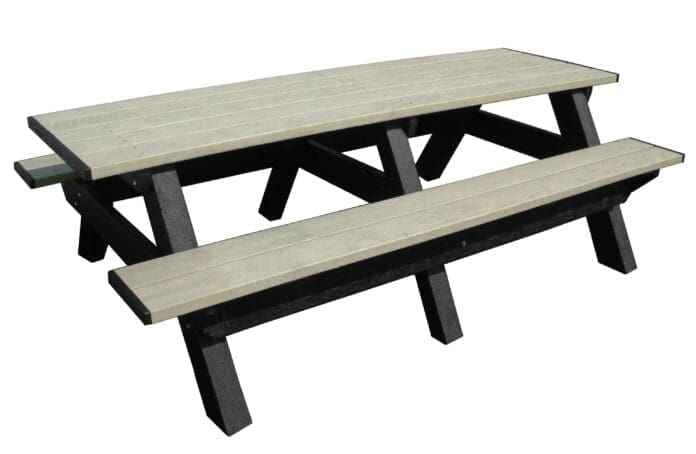 Deluxe 8′ Recycled Plastic Picnic Table – Eco-Friendly Outdoor Seating