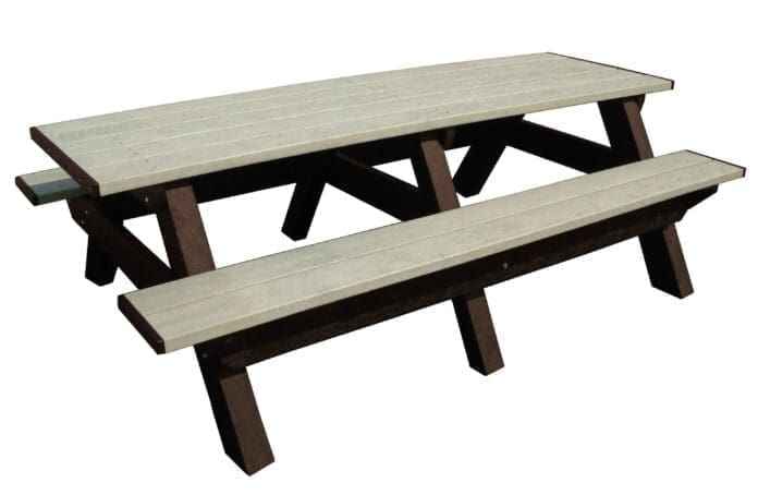 Deluxe 8′ Recycled Plastic Picnic Table – Eco-Friendly Outdoor Seating