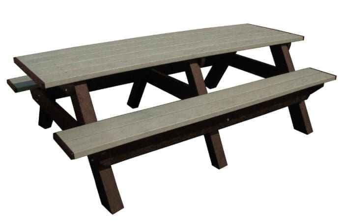 Deluxe 8′ Recycled Plastic Picnic Table – Eco-Friendly Outdoor Seating