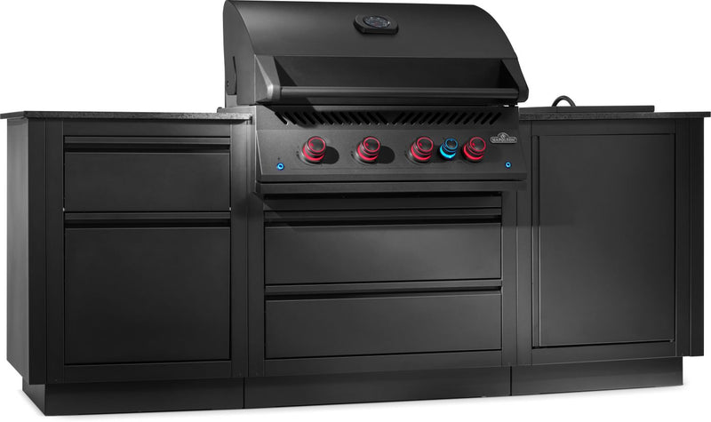 OASIS® 301 Outdoor Kitchen, Built-in 700 Series 32 with Soft Close Doors