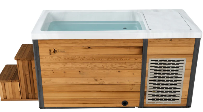 Extra-Wide Barrel Outdoor Sauna x Denali Cold Plunge