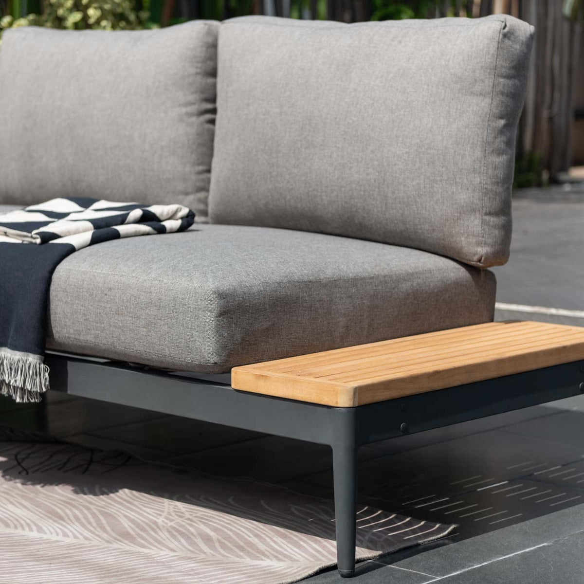 Topaz 4pc Seating Set